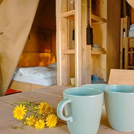 Роскошный шатер Safari Tent M - Camp La Belle Vie *